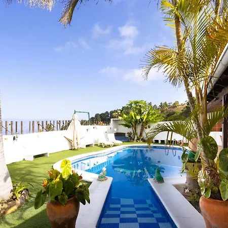 Casa Cateyma With Pool 빌라 이코드레로스비노스